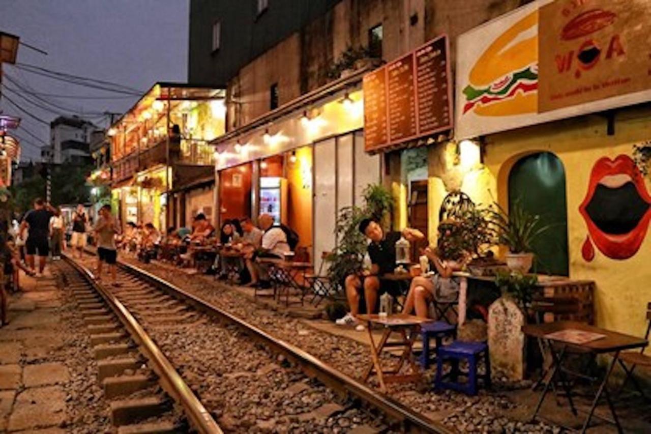 Dollar Homestay & Travel Hanoi Esterno foto