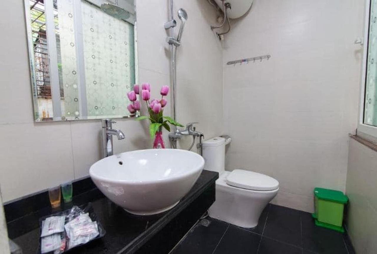 Dollar Homestay & Travel Hanoi Esterno foto